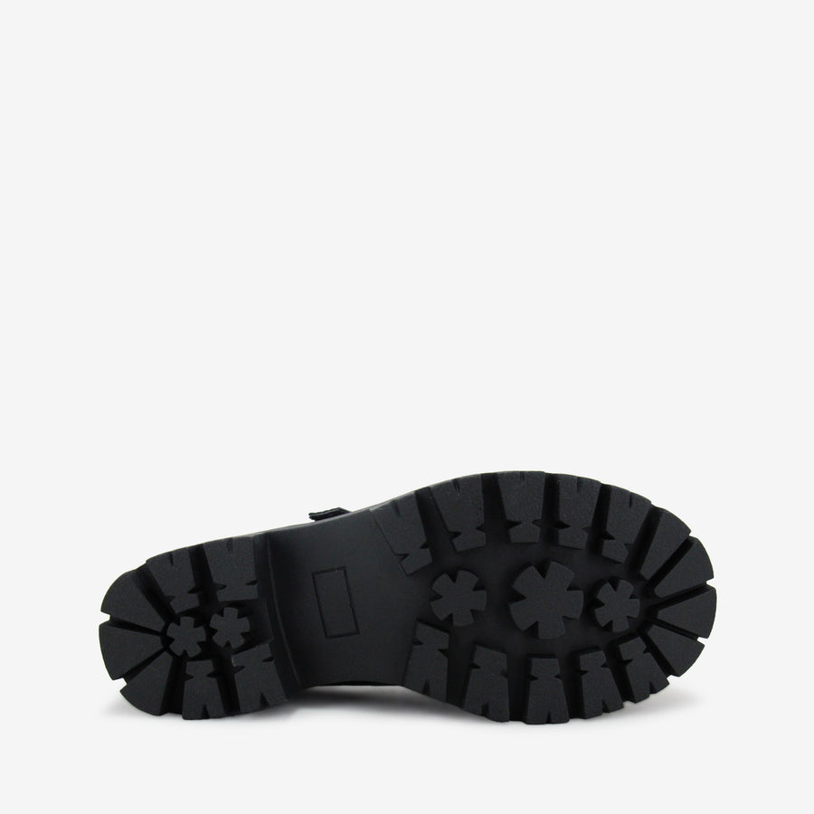 PANDORA BLACK